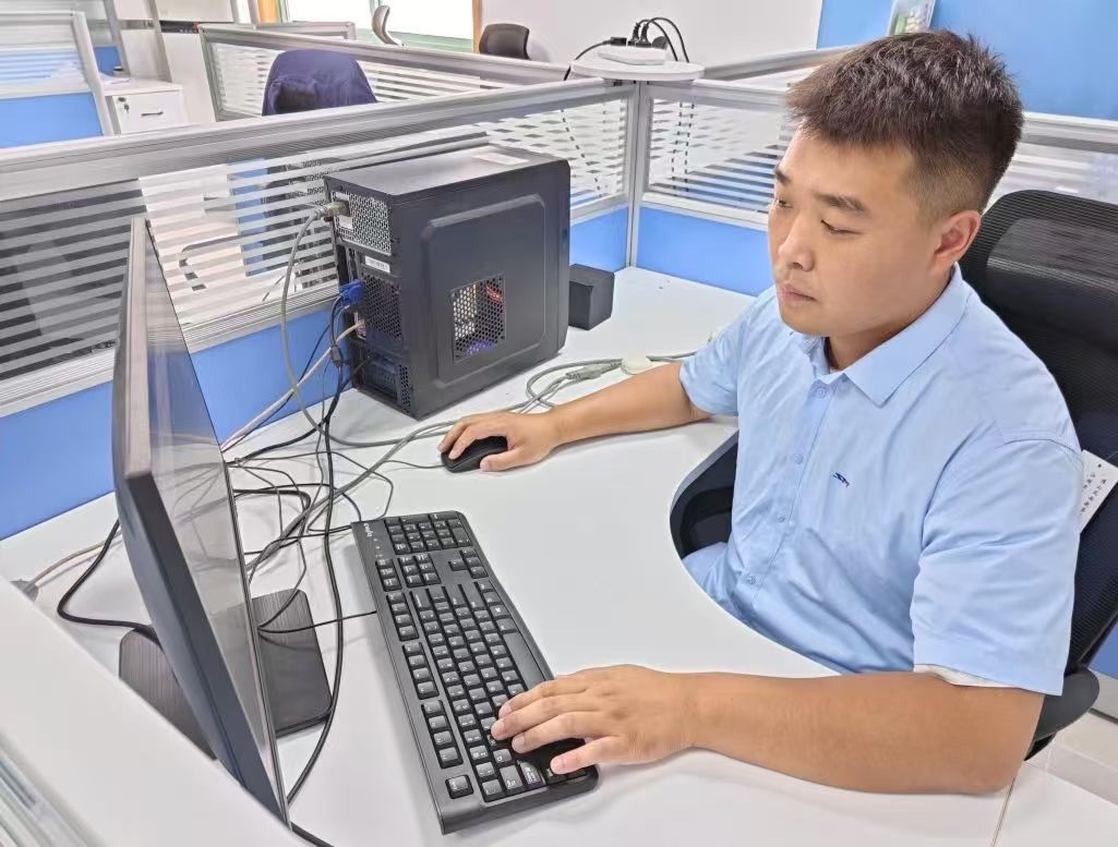 ����BB(�й�)�ɷ����޹�˾_����